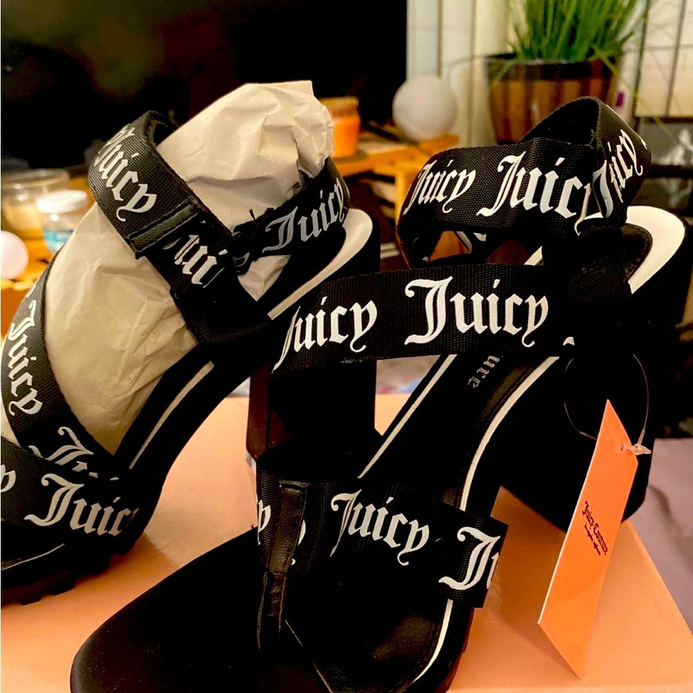 Juicy couture black heels